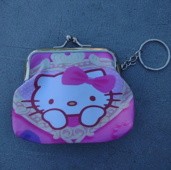 2/$10 Hello Kitty Pink Coin Purse - Picture 2 of 4
